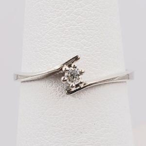 10k Solid White Gold Genuine Round Diamond Solitaire Vintage Promise Ring